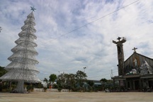 Dịch Covid-19, nhiều xứ đạo miền Tây đìu hiu… đón Lễ Giáng sinh