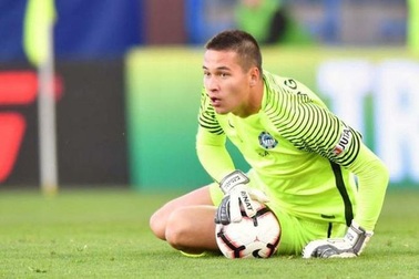 “Xem giò” cầu thủ Việt kiều, thầy Park đang khủng hoảng nhân sự tốt cho đội tuyển?