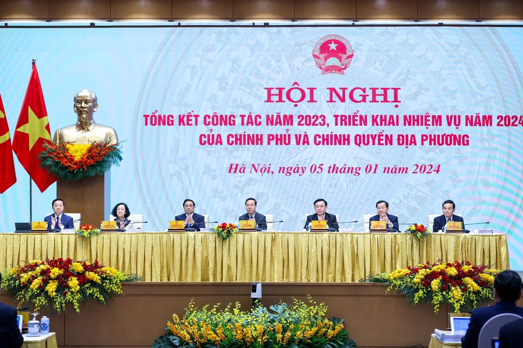 Kinh tế Việt Nam tiếp tục là điểm sáng - 1 Kinh tế Việt Nam tiếp tục là điểm sáng - 1
