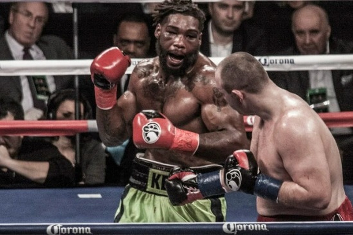 Đi chơi Giáng sinh cùng vợ con, võ sĩ boxing bất ngờ bị bắn chết - 1 Đi chơi Giáng sinh cùng vợ con, võ sĩ boxing bất ngờ bị bắn chết - 1