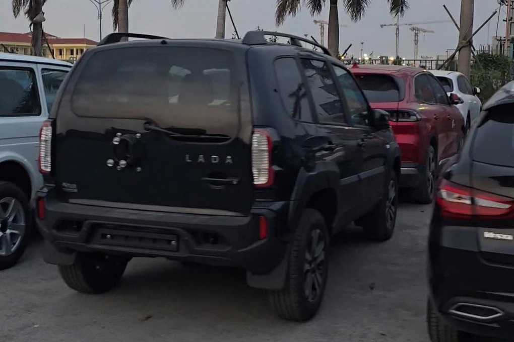 Rộ tin loạt ô tô Nga giá từ 390 triệu đã về Việt Nam, có cả sedan và SUV - 5 Rộ tin loạt ô tô Nga giá từ 390 triệu đã về Việt Nam, có cả sedan và SUV - 5