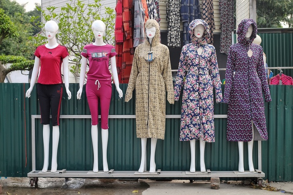 Choáng ngợp “phố chân dài” độc nhất vô nhị ở Hà Nội - 10 Choáng ngợp “phố chân dài” độc nhất vô nhị ở Hà Nội - 10