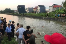 Vụ 3 ông cháu tử vong dưới kênh: Tìm thấy thi thể người ông