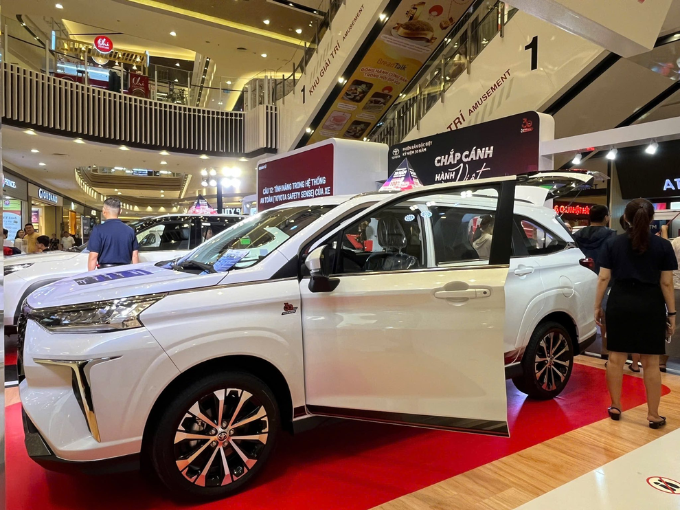 Dấu ấn 30 năm Toyota: Phiên bản đặc biệt, ưu đãi đến 100% thuế trước bạ - 1 Dấu ấn 30 năm Toyota: Phiên bản đặc biệt, ưu đãi đến 100% thuế trước bạ - 1