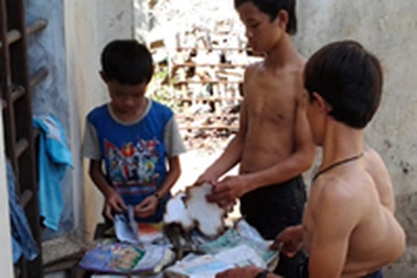 Nhà bị lửa thiêu rụi, cả gia đình lâm cảnh màn trời chiếu đất