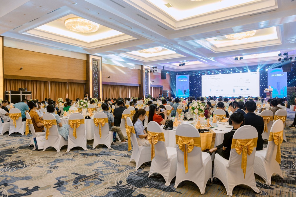 Silkroad Hanoi JSC tổ chức hội nghị kỹ thuật phụ gia bê tông Bắc Trung Bộ - 1 Silkroad Hanoi JSC tổ chức hội nghị kỹ thuật phụ gia bê tông Bắc Trung Bộ - 1