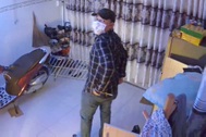 Kẻ gian táo tợn chốt cửa 3 nhà dân ở TPHCM để trộm tài sản