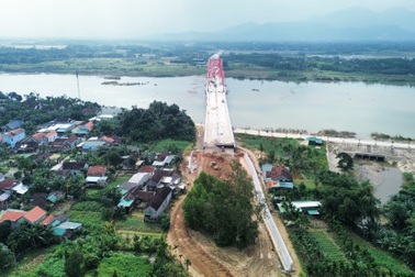 Chủ đất phải trả lại 1,2 tỷ đồng vì huyện nhầm phương án bồi thường