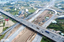 Tây Ninh huy động mọi nguồn lực xây dựng hạ tầng giao thông đồng bộ