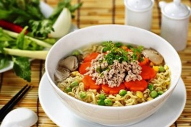 Thực phẩm trăm nghìn thứ độc ai cũng muốn ăn chỉ vì... tiện