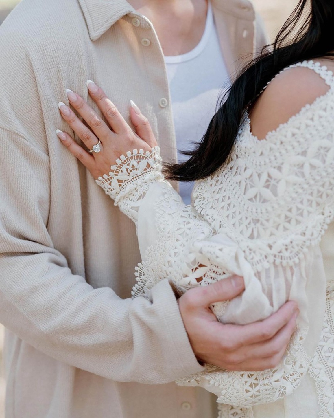 Lana Condor đính hôn: Nhan sắc gốc Việt luôn hướng về Việt Nam - 2 Lana Condor đính hôn: Nhan sắc gốc Việt luôn hướng về Việt Nam - 2