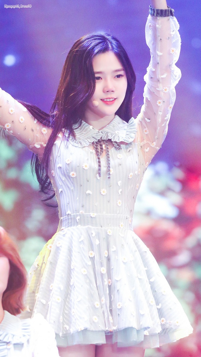 Idol có giọng hát đẹp nhất trong mắt netizen: Jimin, Rosé bị chê vẫn lọt top, EXO chỉ có 1 đại diện nhưng bất ngờ nhất là Jennie - Ảnh 53. Idol có giọng hát đẹp nhất trong mắt netizen: Jimin, Rosé bị chê vẫn lọt top, EXO chỉ có 1 đại diện nhưng bất ngờ nhất là Jennie - Ảnh 53.