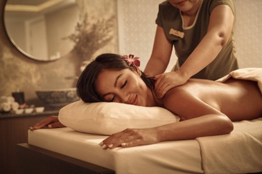Thái Lan: Khách tử vong sau khi được massage 45 phút bằng dầu trên bãi biển