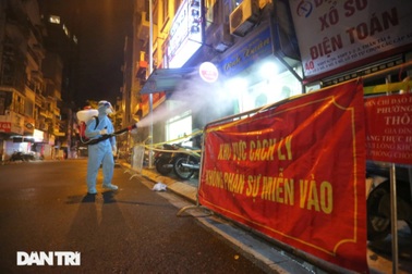 Hà Nội: Thêm 21 F0, nhiều ca được phát hiện qua sàng lọc người ho, sốt