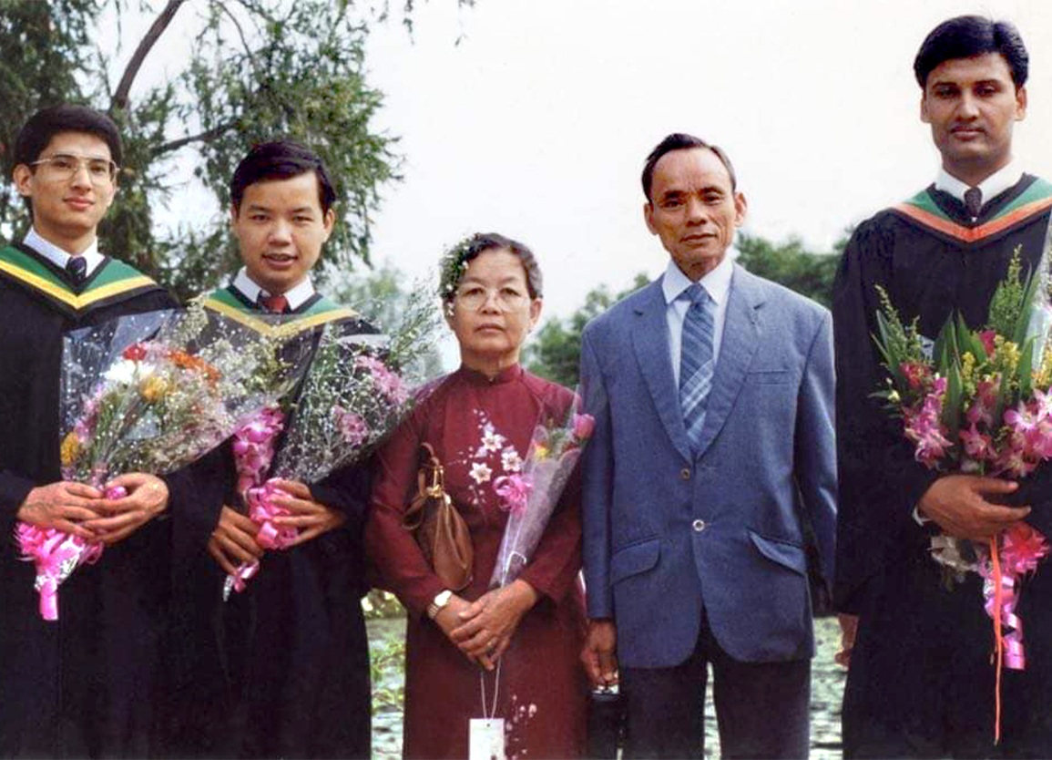 Câu chuyện Hạng bay Thương gia và sự ra đời của First News - Trí Việt - 5 Câu chuyện Hạng bay Thương gia và sự ra đời của First News - Trí Việt - 5