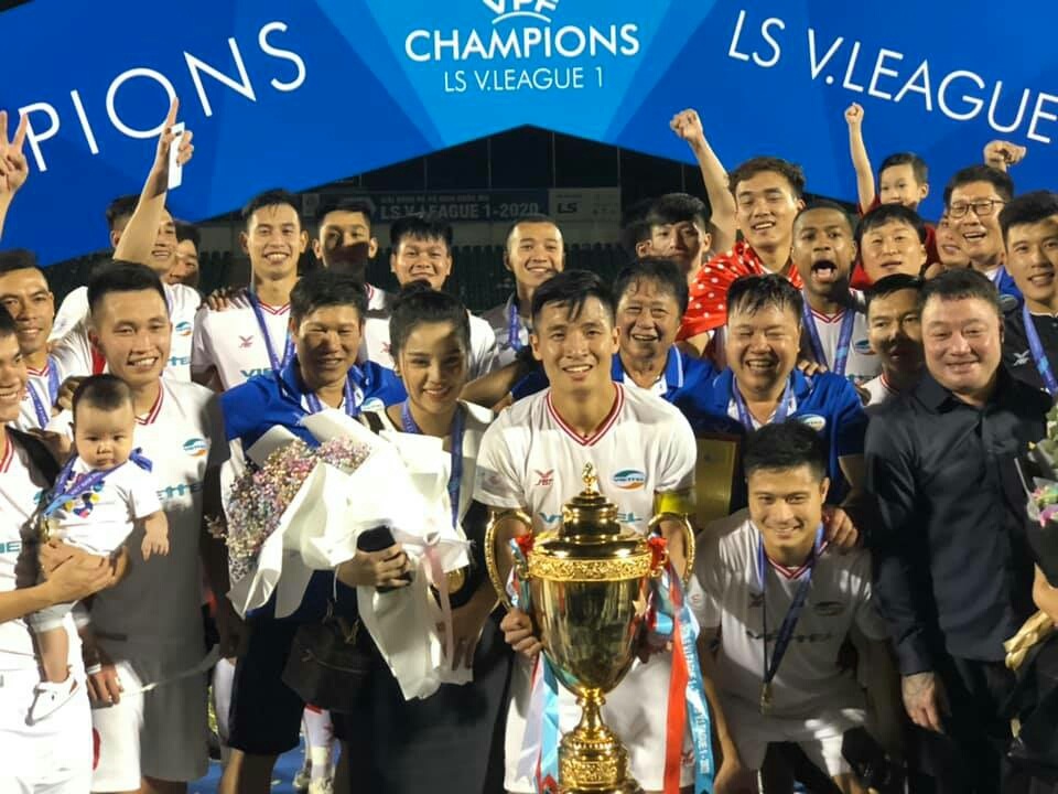 Báo Thái Lan bất ngờ khi Viettel đánh bại CLB Hà Nội để vô địch V-League - 1 Báo Thái Lan bất ngờ khi Viettel đánh bại CLB Hà Nội để vô địch V-League - 1