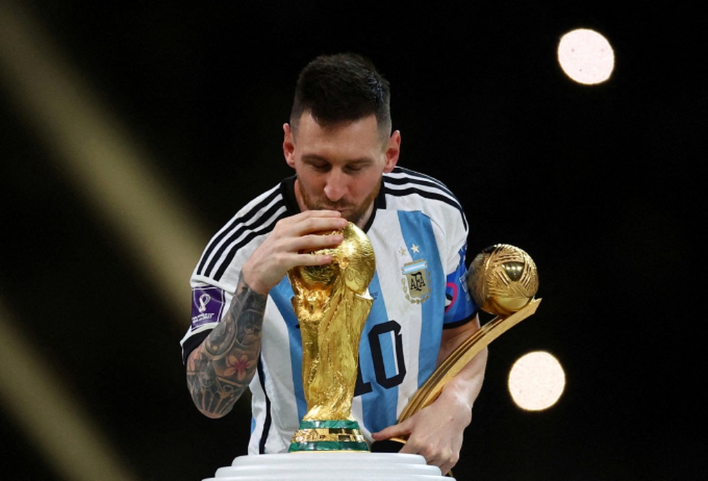 Messi, Mbappe, Benzema tranh giải thưởng cao quý của FIFA - 2 Messi, Mbappe, Benzema tranh giải thưởng cao quý của FIFA - 2