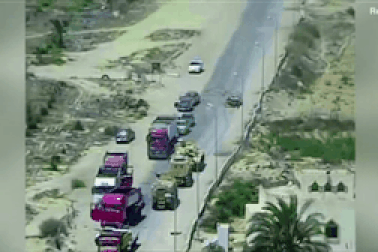 Xe tăng “liều mình” nghiền nát xe bom, cứu mạng hàng chục người