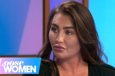 Lauren Goodger tiết lộ đam mê chỉnh sửa ảnh
