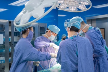 Người đàn ông phải cắt 4/5 dạ dày vì ung thư