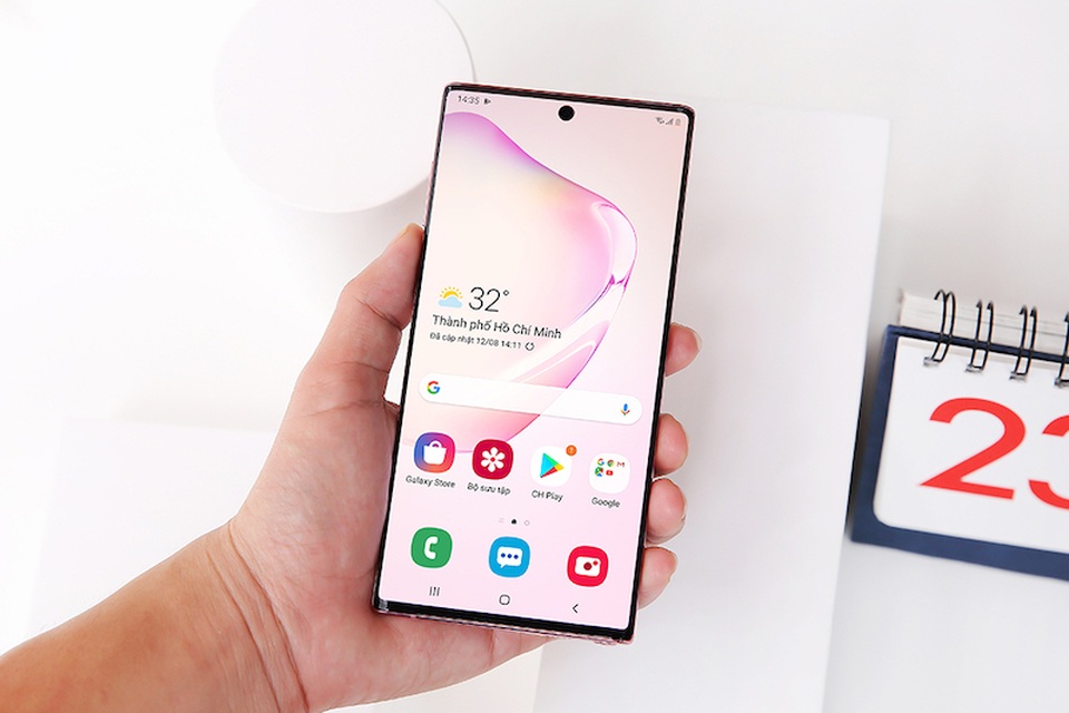Loạt smartphone giá hàng chục triệu đồng bán tại Việt Nam - 4 Loạt smartphone giá hàng chục triệu đồng bán tại Việt Nam - 4