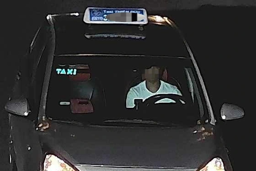 Camera trên cao tốc phát hiện 229 tài xế không thắt dây an toàn - 2 Camera trên cao tốc phát hiện 229 tài xế không thắt dây an toàn - 2