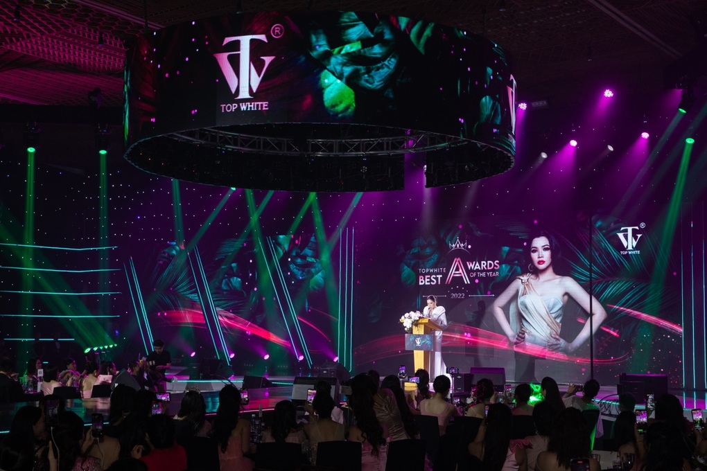 Top White chi hàng chục tỷ cho nhà phân phối đạt doanh số cao - 1