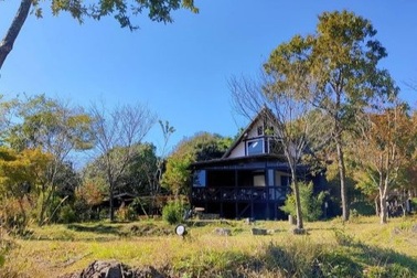 Theo chân người Nhật bao trọn cả ngọn núi để nghỉ dưỡng