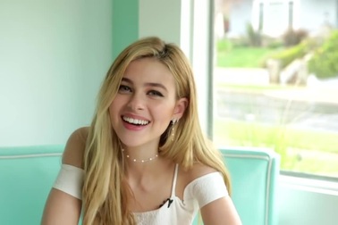 Nicola Peltz xinh đẹp, hút hồn