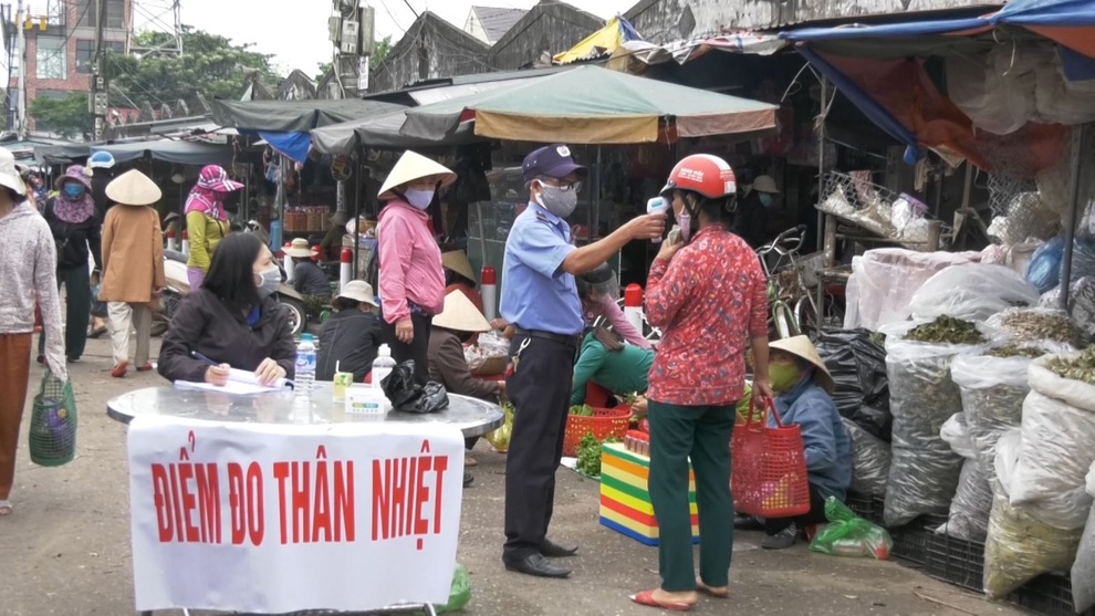 Áp dụng phiếu đi chợ ở Hà Nội: Người mua, người bán cần lưu ý gì? - 2 Áp dụng phiếu đi chợ ở Hà Nội: Người mua, người bán cần lưu ý gì? - 2