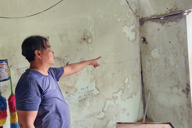 Sạt lở nghiêm trọng ở khu vực bến đò Chú Tiết