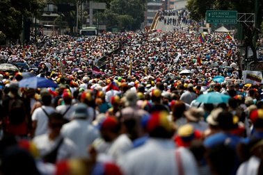 Biểu tình rúng động Venezuela, thủ lĩnh đối lập kêu gọi gây sức ép chưa từng có với chính quyền