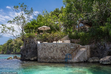 Bên trong biệt thự “thiên đường” trị giá hơn 109 tỷ - nơi đặt bút viết tác phẩm Điệp viên 007