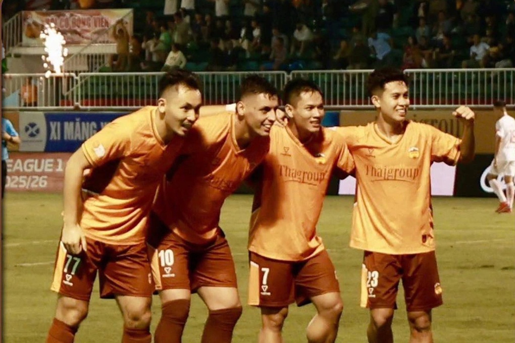 Đánh bại Thể Công Viettel, CLB HAGL có chiến thắng đầu tiên tại V-League - 1 Đánh bại Thể Công Viettel, CLB HAGL có chiến thắng đầu tiên tại V-League - 1
