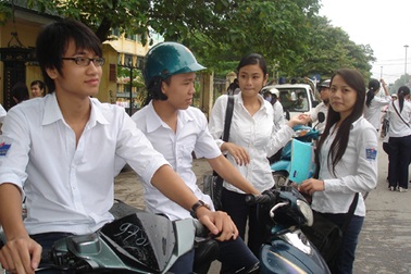 Mức học phí phổ thông thấp nhất sẽ là... 10.000 đồng/tháng