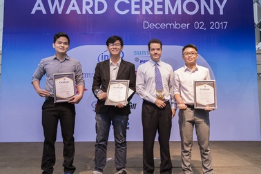 Trao học bổng cho sinh viên xuất sắc ở TPHCM