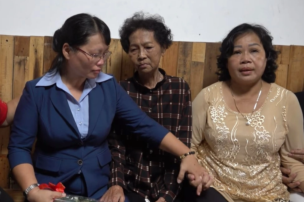 Chuyện cổ tích về cô bé lạc nhà... 40 năm - 7 Chuyện cổ tích về cô bé lạc nhà... 40 năm - 7
