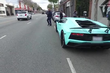 Biểu cảm của Justin Bieber khi bị hỏi về "tình cũ" Selena Gomez