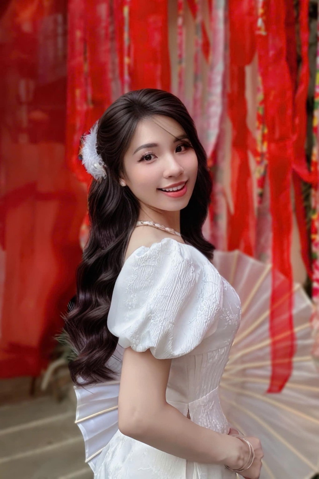 Á khôi Mivi Diễm Anh rạng rỡ du xuân, chia sẻ về con đường âm nhạc - 1 Á khôi Mivi Diễm Anh rạng rỡ du xuân, chia sẻ về con đường âm nhạc - 1