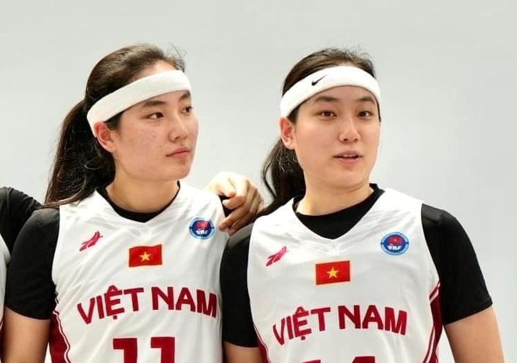 Cặp song sinh tuyển bóng rổ nữ Việt Nam đạt thành tích học tập cao ở Mỹ - 2 Cặp song sinh tuyển bóng rổ nữ Việt Nam đạt thành tích học tập cao ở Mỹ - 2