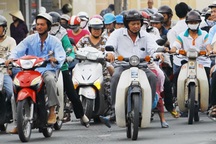 Bắt chứng minh “xe chính chủ” là vô lý