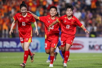Đội tuyển nữ Việt Nam 6-0 Maldives (hết hiệp 1): 45 phút tưng bừng