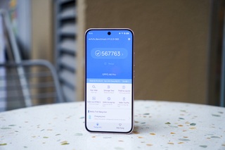 Đánh giá OPPO A6 Pro: Thiết kế mỏng nhẹ, pin khỏe, camera còn hạn chế - 8