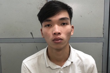 Cô gái bị thanh niên còng tay, chích điện ở trung tâm Sài Gòn