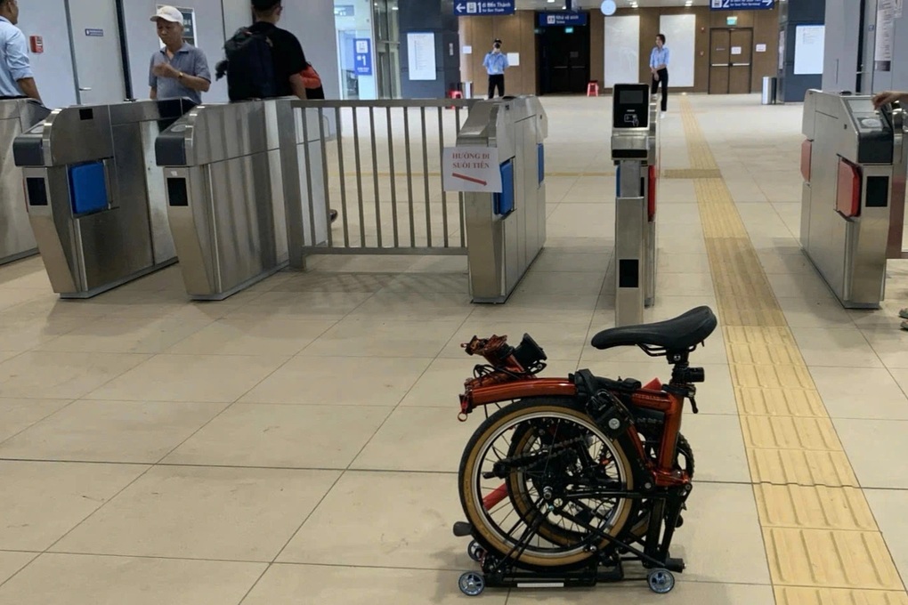 Thí điểm cho mang xe đạp gấp lên metro ở TPHCM - 1 Thí điểm cho mang xe đạp gấp lên metro ở TPHCM - 1