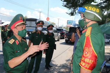 "Những ngày tới quyết định kết quả "cuộc chiến" chống dịch ở TPHCM"