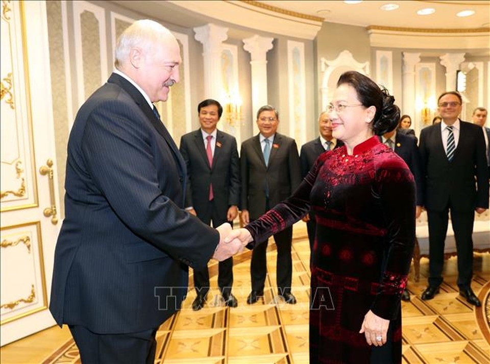 Chủ tịch Quốc hội Nguyễn Thị Kim Ngân hội kiến Tổng thống Cộng hòa Belarus - 1 Chủ tịch Quốc hội Nguyễn Thị Kim Ngân hội kiến Tổng thống Cộng hòa Belarus - 1