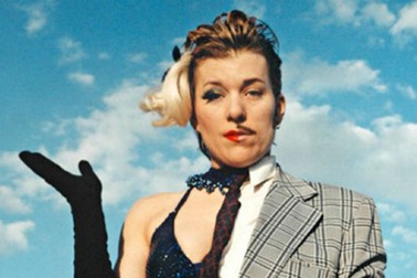 “Hot girl” loay hoay trong trại giam vì phận "thân sâu hồn bướm"