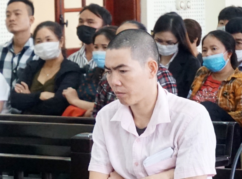 Sa chân vào ma túy, cha bất lực lo 7 đứa con thất học - 3 Sa chân vào ma túy, cha bất lực lo 7 đứa con thất học - 3