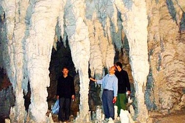 Thực hư tin đồn động không đáy chứa vàng